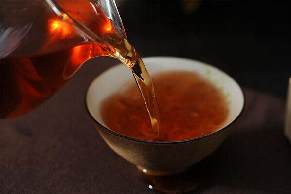 中国茶叶是怎么传到世界各地的？