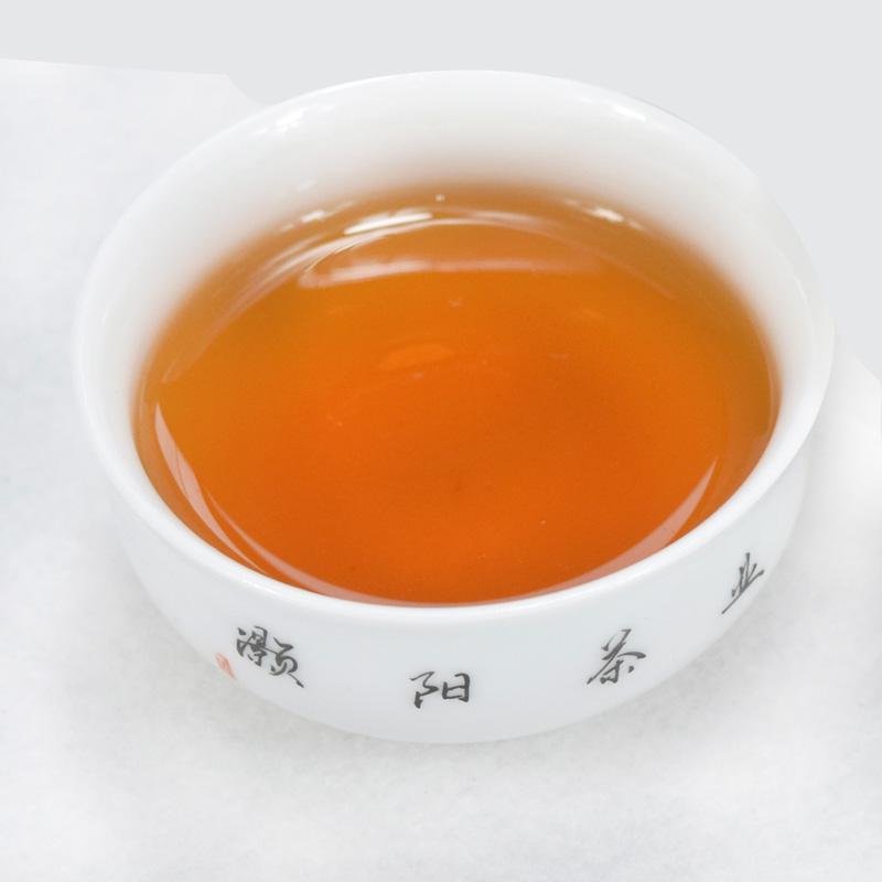 红茶的香气带有水果甜香或花香特点