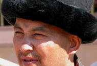 维吾尔族传统帽子特色