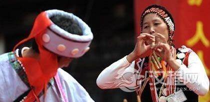 傈僳族乐器，属于傈僳族的传统乐器