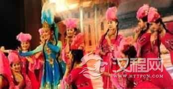 维吾尔族舞蹈维吾尔族舞蹈有啥风格特征