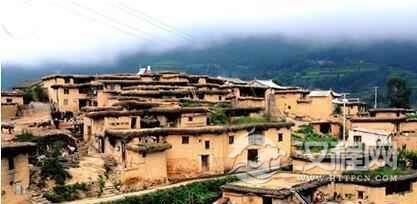 彝族建筑土掌房是云南彝族民居的特色建筑
