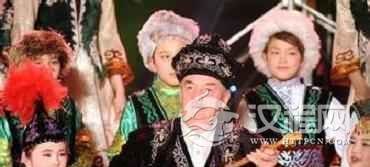 哈萨克族人怎样过“那吾热孜节”和“肉孜节”