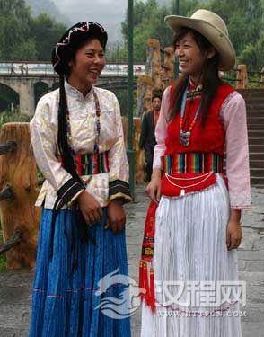 普米族的传统服饰是怎样的？普米族的八大民族舞
