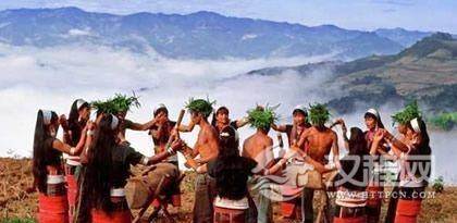 佤族文化特色：佤族人的婚恋习俗