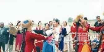维吾尔族舞蹈维吾尔族的“多朗舞”是咋来的