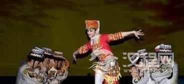 塔吉克族舞蹈塔吉克族鹰舞有何民族风情