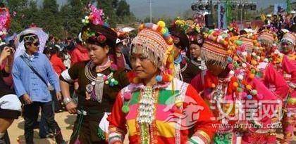 阿昌族人民的传统节日：阿露窝罗节