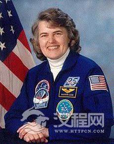 美国宇航员珊农·露茜德出生