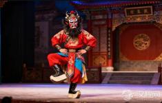 真假钟馗的脚下乾坤