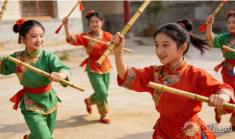 钱棍舞:响在骨头里的节拍