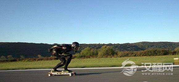 Fastest-speed-on-an-electric-skateboard_tcm25-418727_tcm32-419065.jpg
