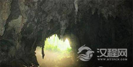 希腊发现古老洞穴