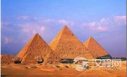 世界最古老的金字塔，比非洲埃及金字塔还要早1000年