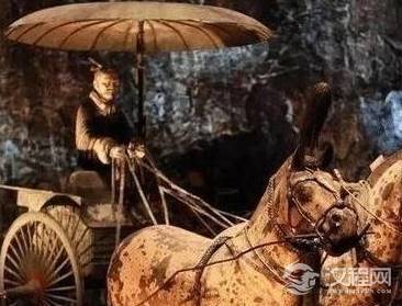 秦始皇铜车上的伞是干什么用的？有多厉害