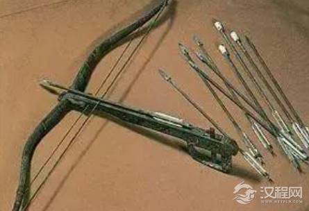秦国的弓箭在战争中占据什么地位 每次战斗之前都会放箭