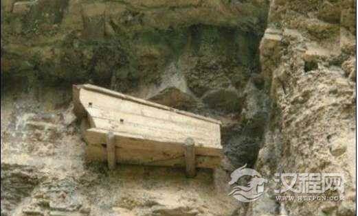 悬棺起源于哪里？棺木为何能千年不朽？