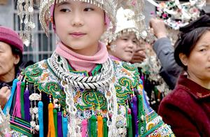 侗族服饰-非物质文化遗产