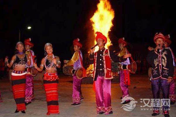 佤族的“火把节”—新火节