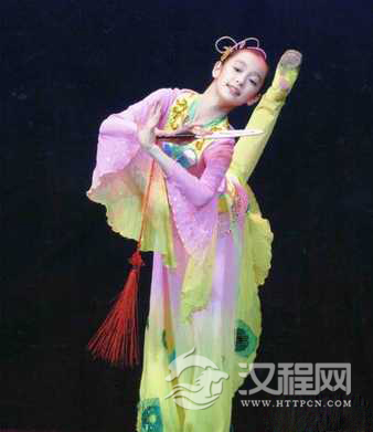 中国古典舞以中华武术为主要表演基础？