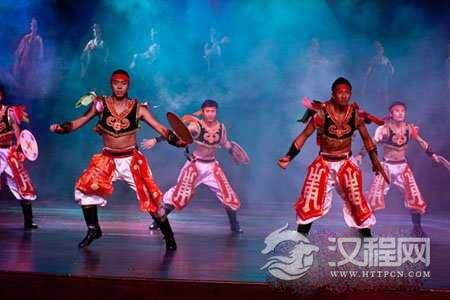 蒙古族舞蹈舞台表演风格特征的把握
