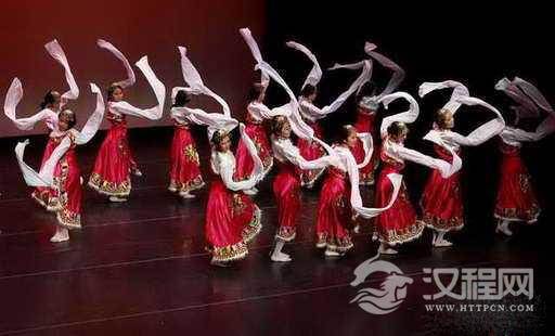 当代舞台上的时尚藏族舞蹈现象