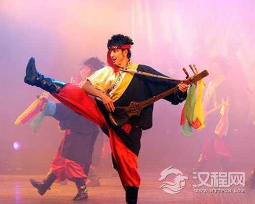 藏族民舞的表演风格
