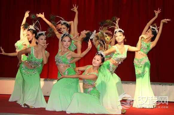 傣族舞蹈教案：手形的教学