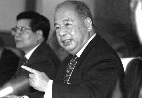 中纪委原书记尉健行病逝