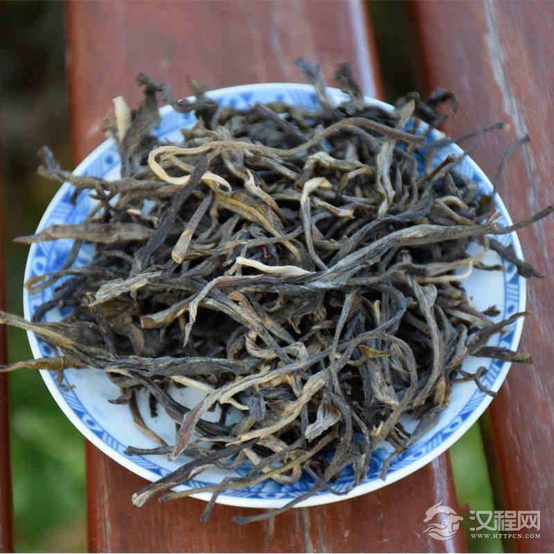 “千两茶”的重量是100斤吗？