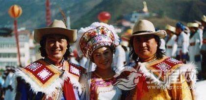 精美绝伦的普米族服饰文化