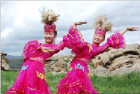 哈萨克族服饰有什么特点？哈萨克族服饰文化简介