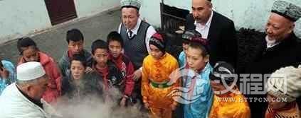 维吾尔族节日维吾尔族人是怎样过肉孜节的