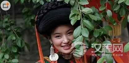 彝族介绍彝族是一个有独特文化特色的民族