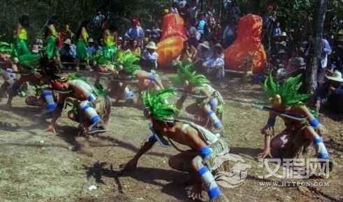 彝族撒尼村寨的密枝节是什么样的节日