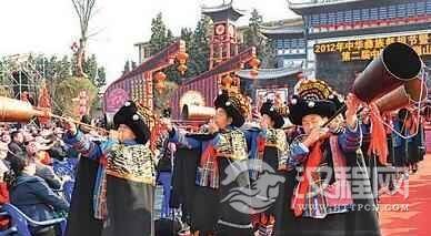 彝族节日彝族“阿卑”狂欢节是一个什么样的节日