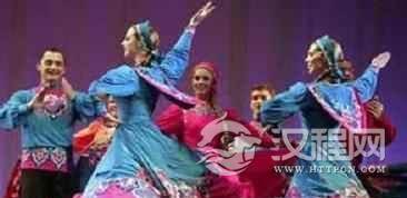 俄罗斯族的歌舞有着怎样的风格