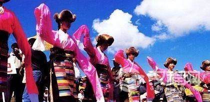独特的藏族的歌舞文化