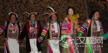 浅谈藏族舞蹈的历史文化的特征