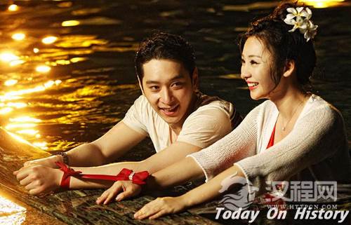 韩国明星黄灿盛出生