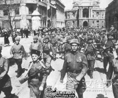 第二次世界大战苏军攻占华沙