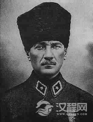 土耳其国父民族解放运动领袖凯末尔诞生