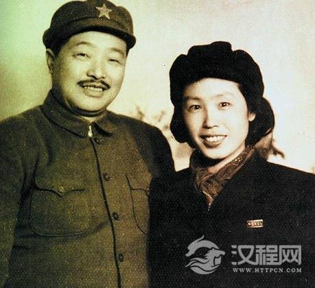 薛明