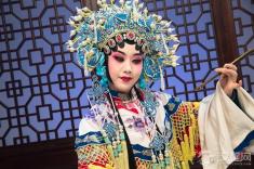 梅派“圆润含蓄”唱腔的百年传承密码