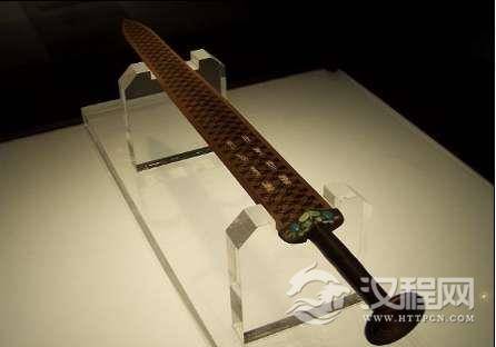中国最厉害的4大名剑，其中一把雕刻九龙，如今下落不明。
