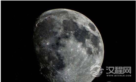月球的背面到底有什么?阿姆斯特朗登月后那声惊呼是发现了什么?