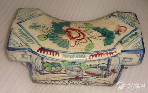 历史揭秘：古人的枕头真的是用陶瓷做的吗？