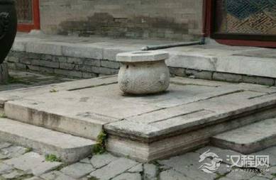 为什么明朝中后期之后，紫禁城内的水井基本上就没人使用了呢？