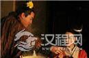 金瓶梅中西门庆最看重的是女人还是金钱呢
