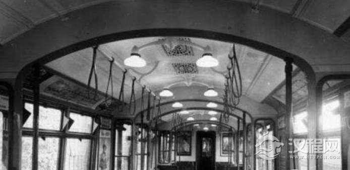 世界上最古老的地铁，伦敦地铁至今有150年历史